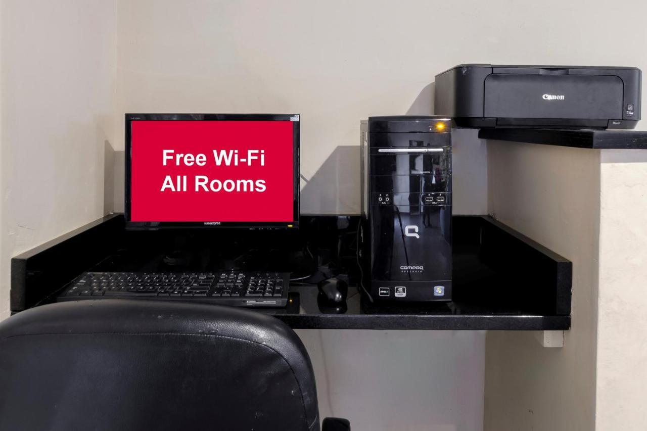 Red Roof Inn Ємассі Екстер'єр фото