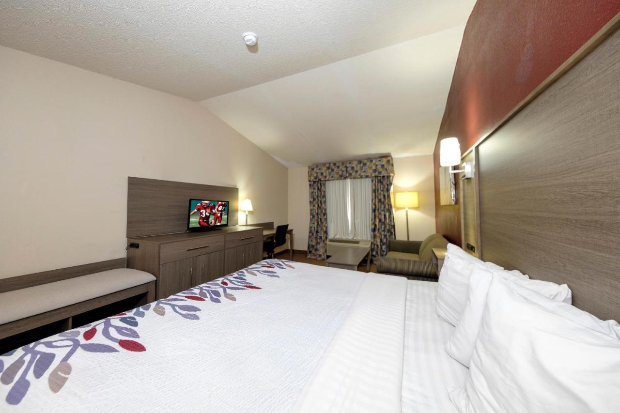 Red Roof Inn Ємассі Екстер'єр фото