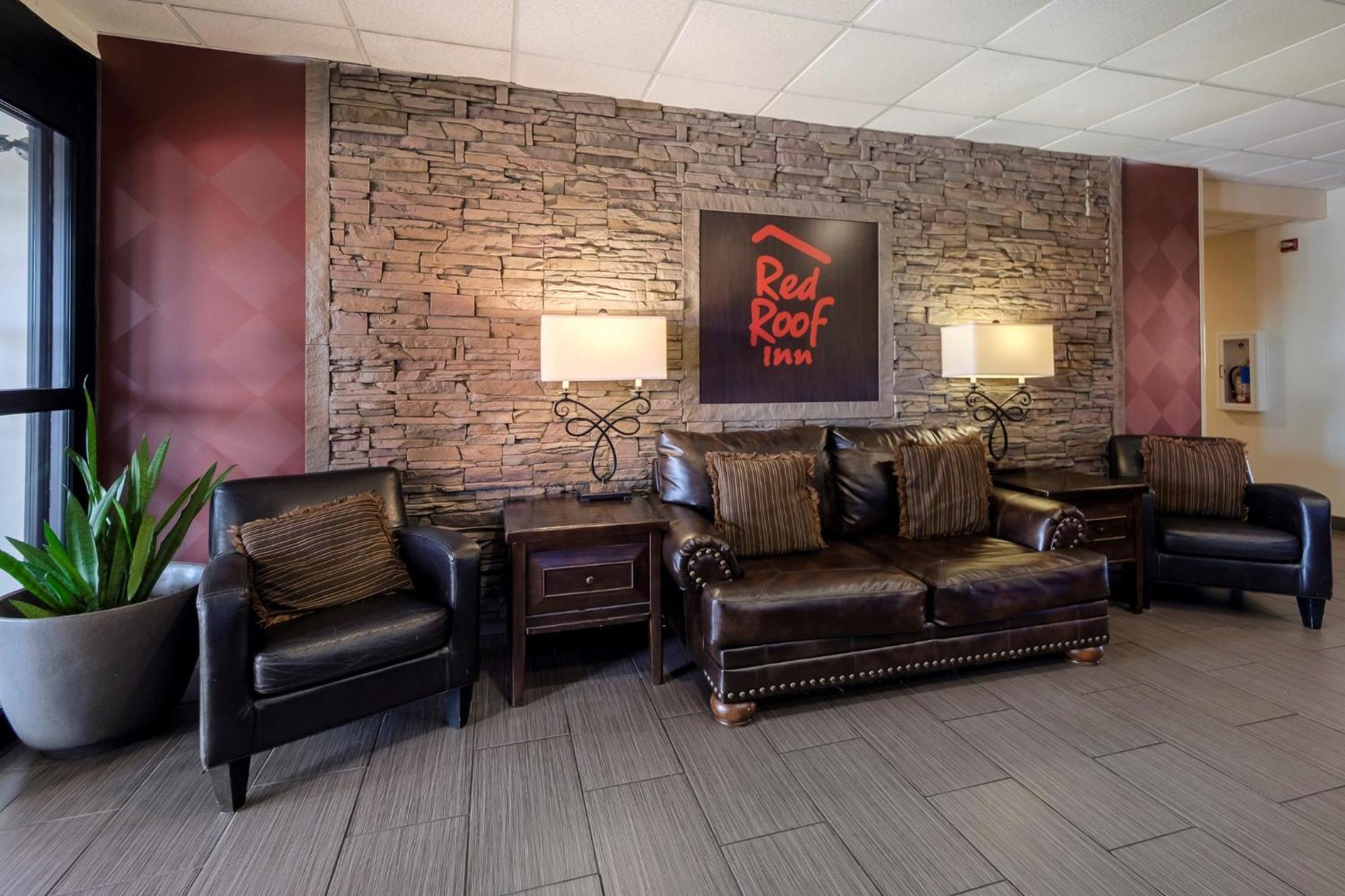 Red Roof Inn Ємассі Екстер'єр фото