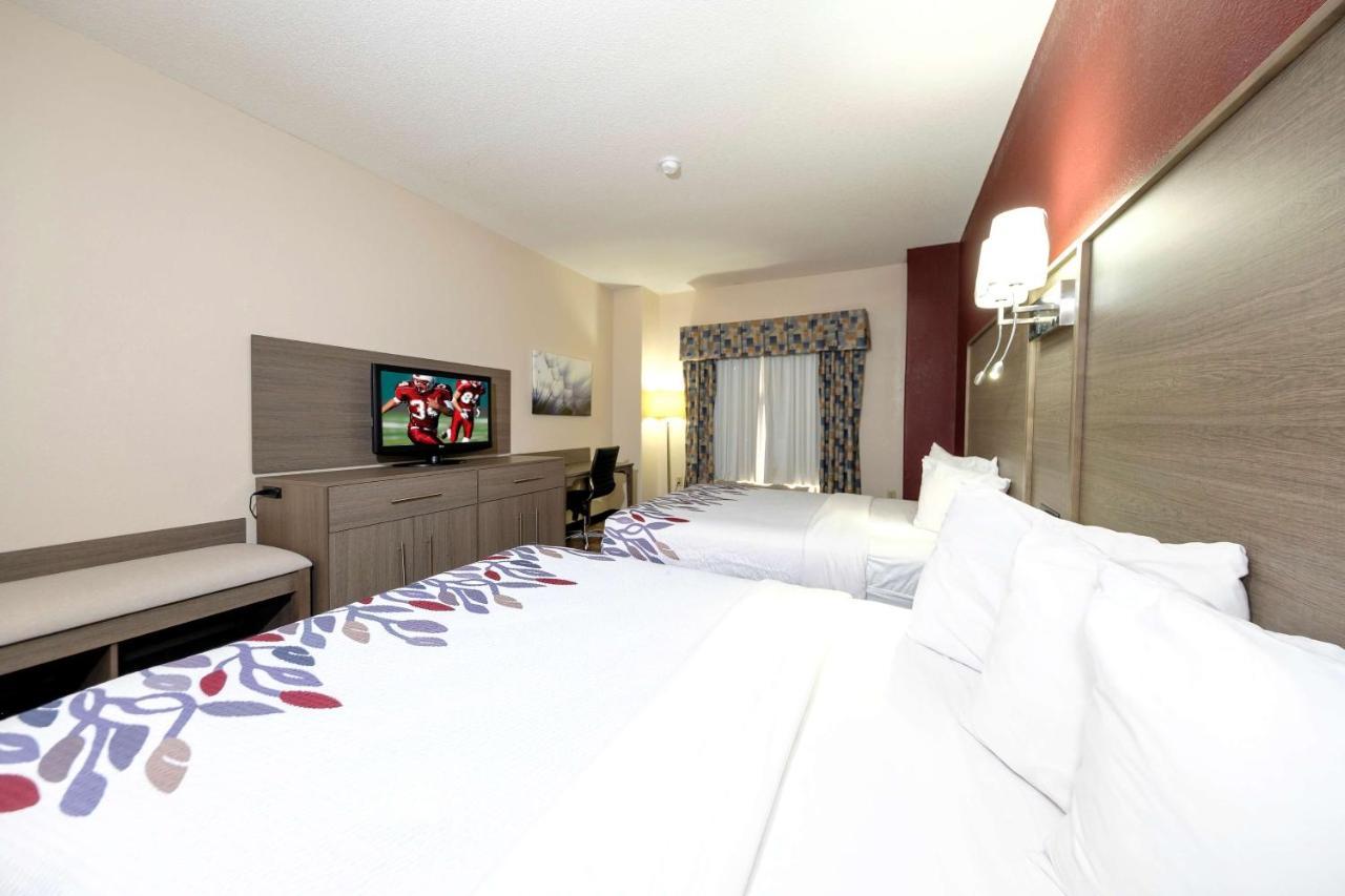 Red Roof Inn Ємассі Екстер'єр фото